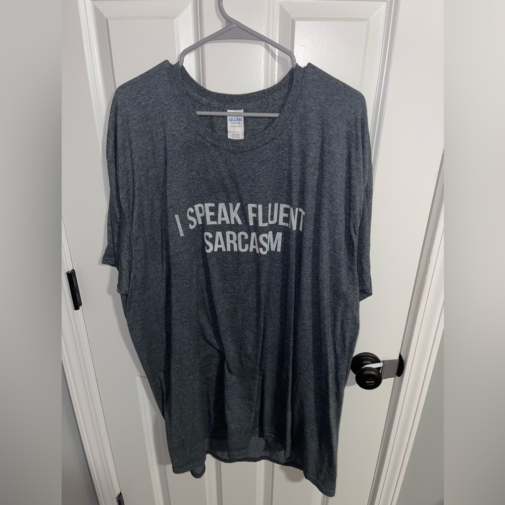 🩷 Flash Sale 🩷 Gildan t-shirt 3xl grey- ‘I speak fluent Sarcasm’